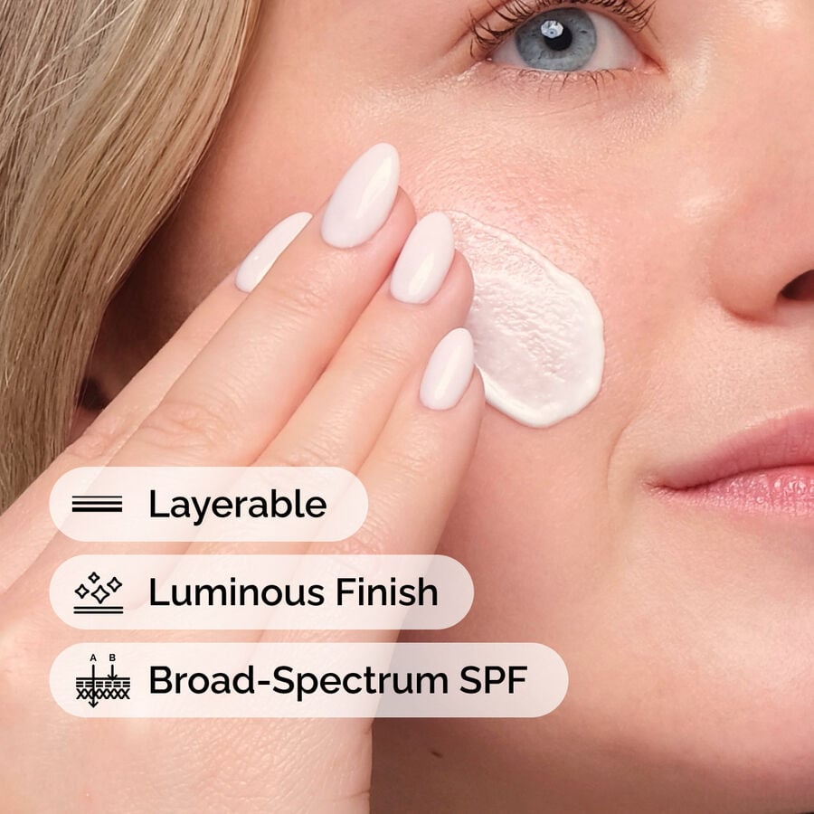 uv-filters-spf-45-serum-h6 uv-filters-spf-45-serum-model-application-with-benefits.jpg